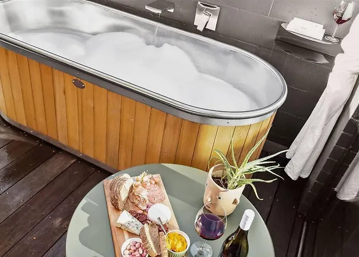 Yellow Pots C, Luxurious Outdoor Bath *